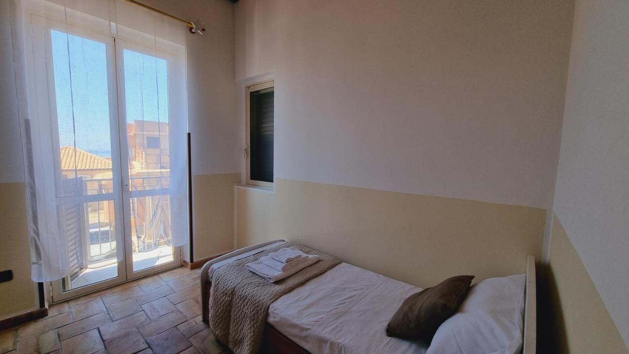 Апартаменти Vittoria House Тропеа Екстер'єр фото
