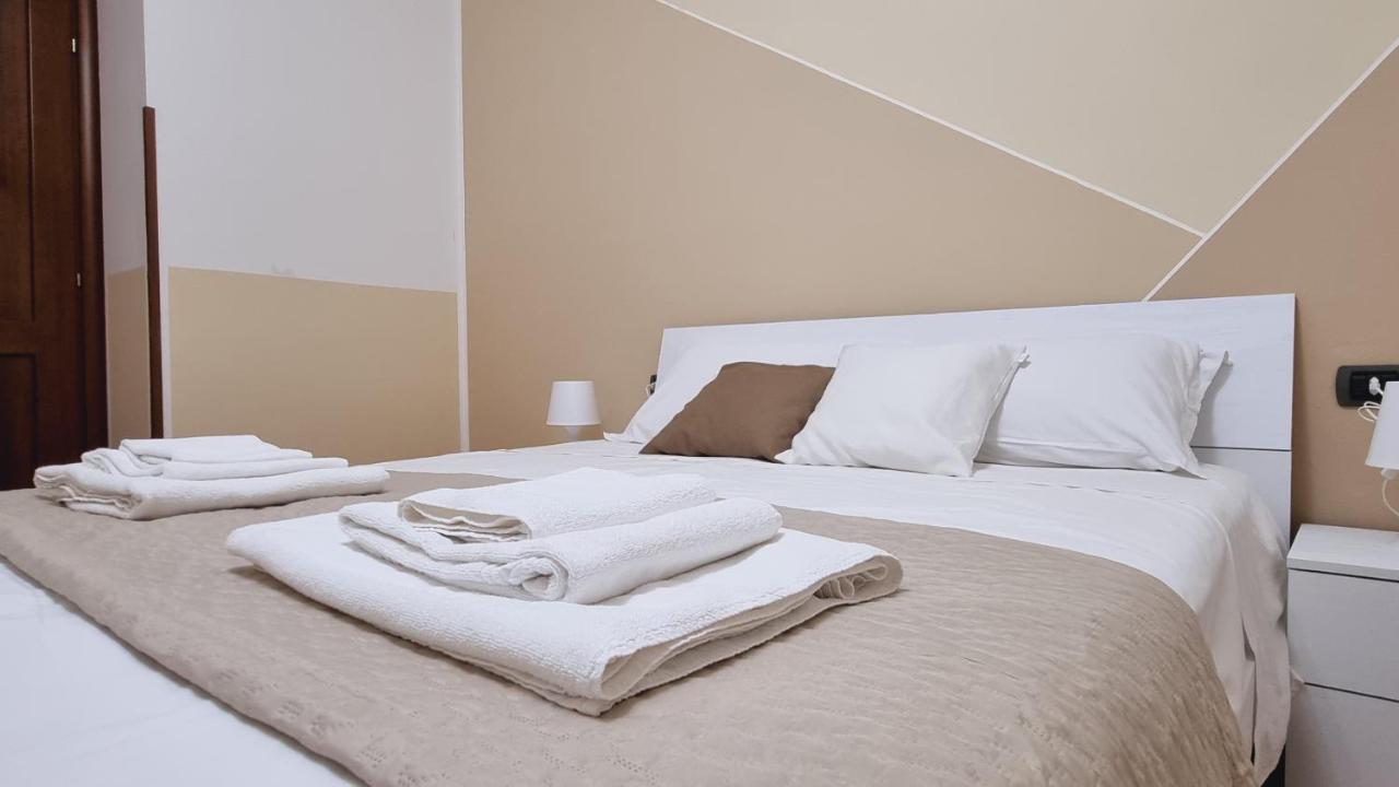 Апартаменти Vittoria House Тропеа Екстер'єр фото